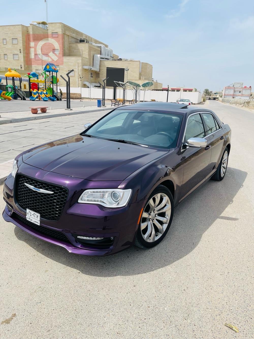 كرايسلر 300